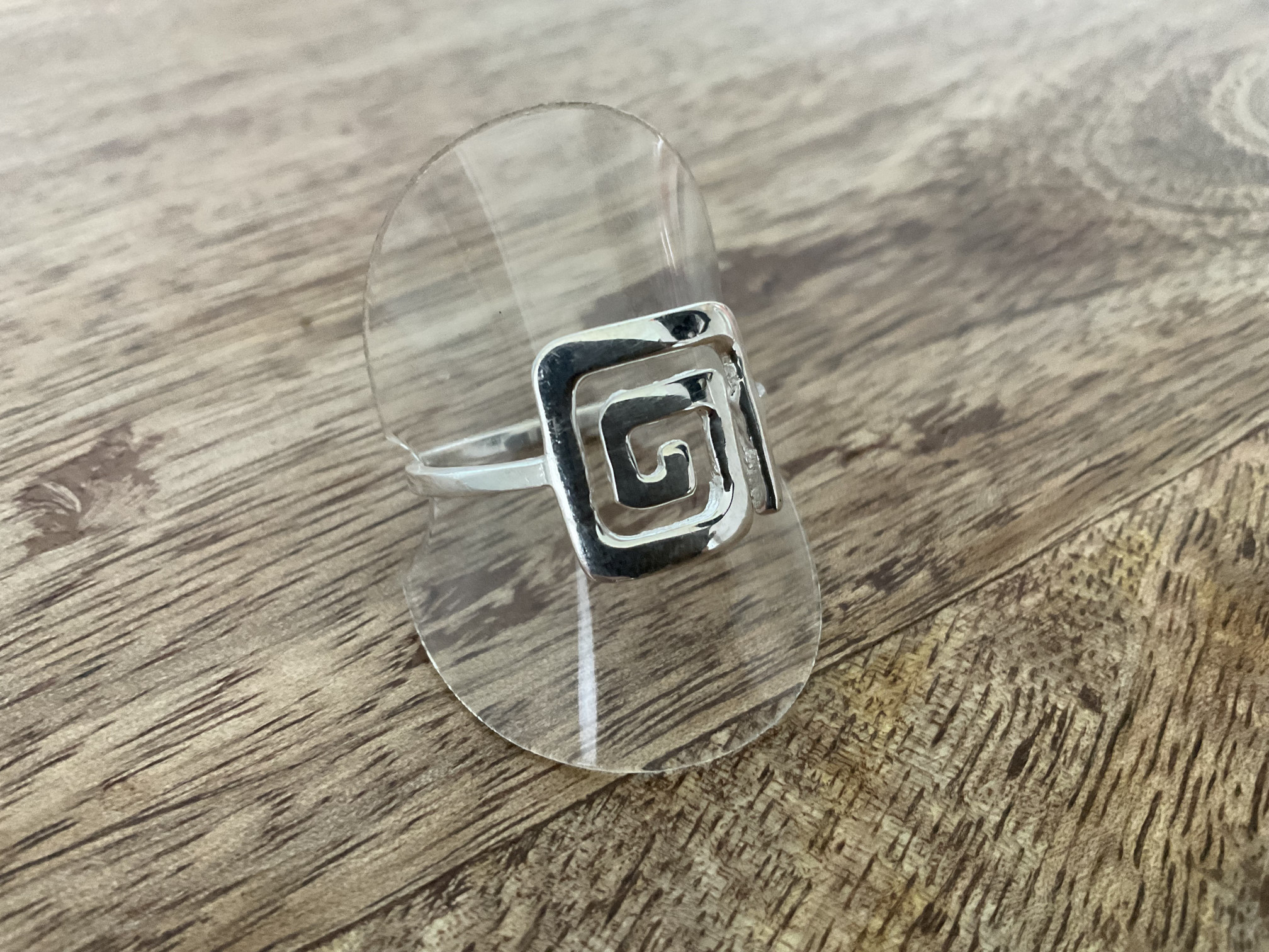 Spiral Square Ring - Click Image to Close